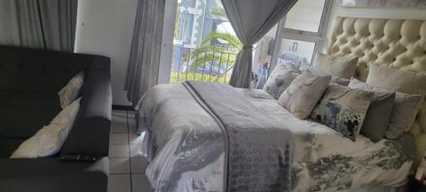 Cascades apartments Bed and Breakfast in Cape Town