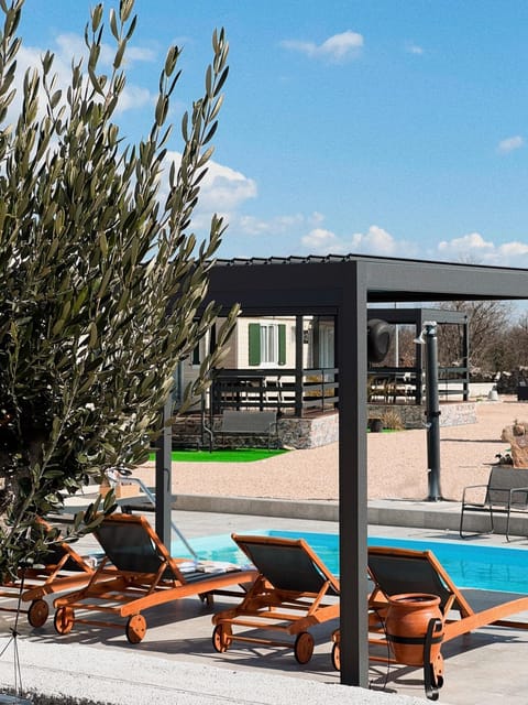 Day, Pool view, Swimming pool, Swimming pool, sunbed
