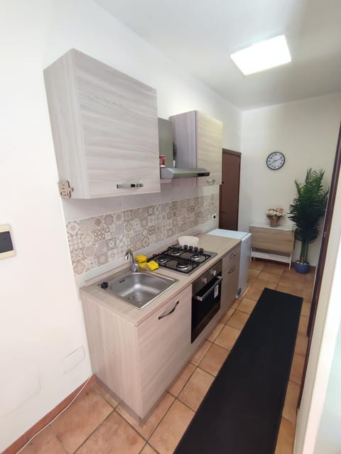 Kitchen or kitchenette, Parking, internet, air conditioner