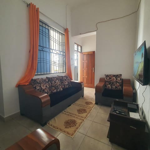TV and multimedia, Seating area