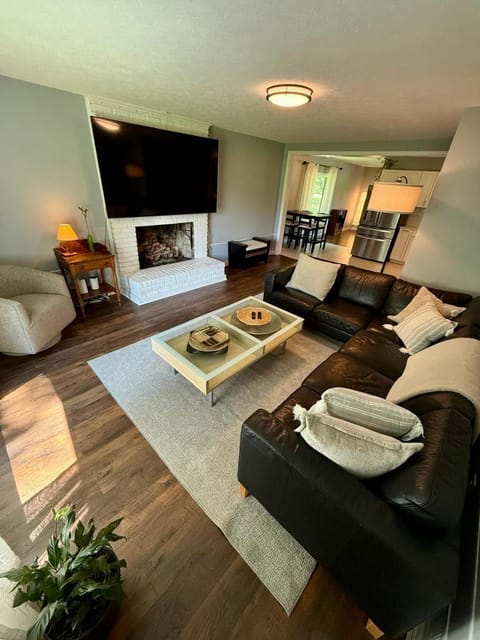 Cozy Mid Century Home in Athens GA House in Athens