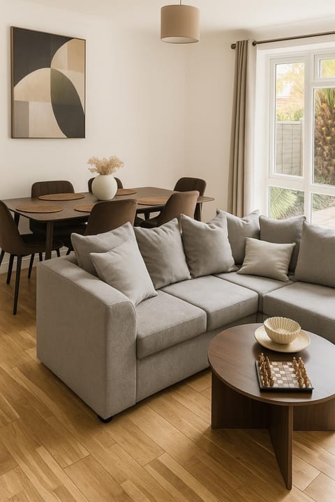 Living room, Seating area