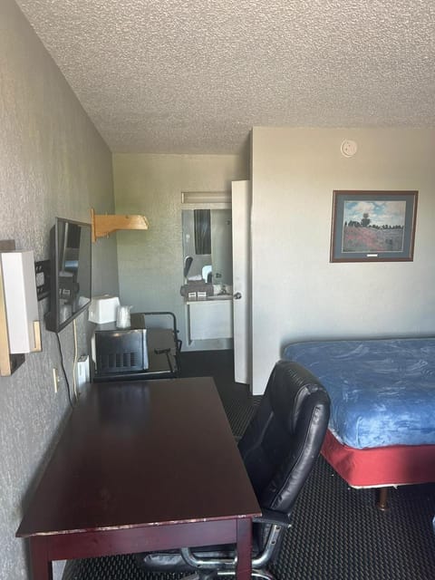 Double Bed Hotel Room 305 Apartment in Amarillo