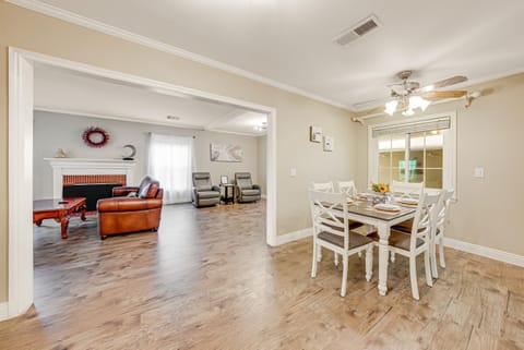 Entire 4BR 4BA House in West Covina Modern Private Comfortable House in Covina