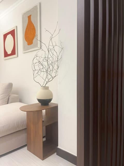 Living room, Decorative detail, Seating area