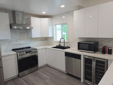 Soft elegance, modern guest house Apartment in Alhambra