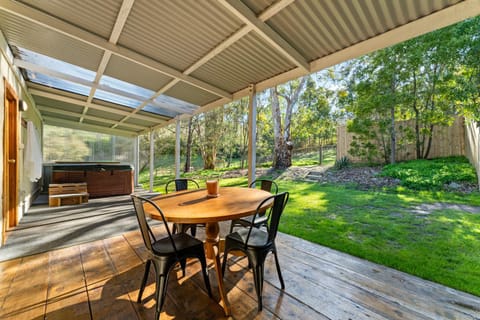 Patio, Hot Tub, Garden view