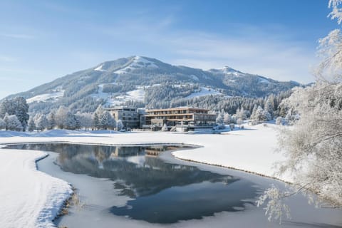 Property building, Day, Natural landscape, Winter, Mountain view