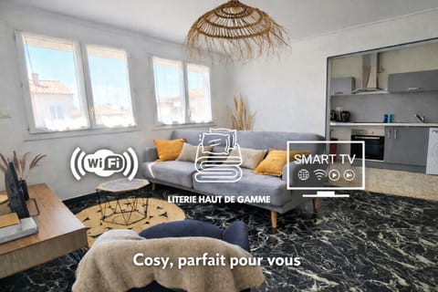 Communal lounge/ TV room, Living room, kitchen