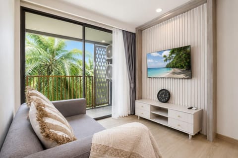 TV and multimedia, Balcony/Terrace, Living room, Seating area