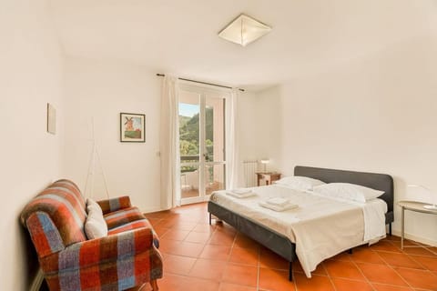 Verde e Mare Lerici , Free Parking House in Lerici