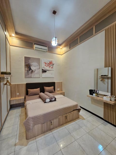 Bed, Bedroom, air conditioner