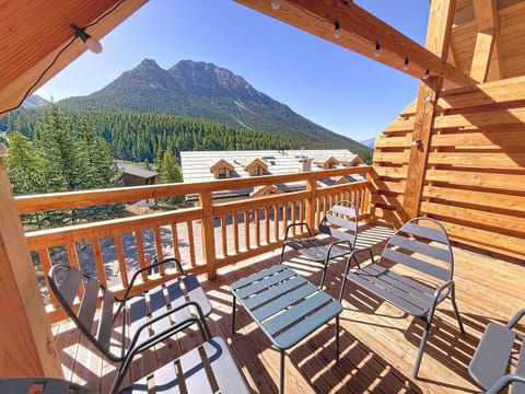 La Tanière du Dusse - Duplex neuf 6 p face télémix Chalmettes Apartment in Montgenèvre