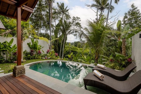 Property building, Bird's eye view, View (from property/room), Garden view, Landmark view, Mountain view, Pool view, Swimming pool