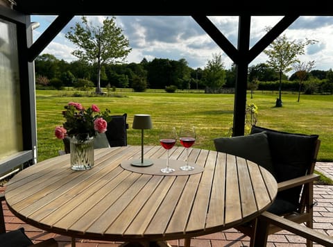 Garden, Garden, Balcony/Terrace, Dining area, Garden view