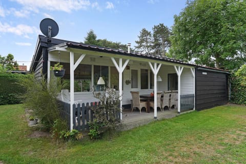 Property building, Garden, Garden view