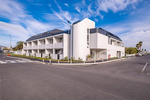 Oakwood Hermanus Apartment in Hermanus