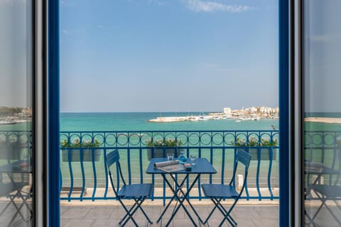 The Window On The Sea Apartment in Bari