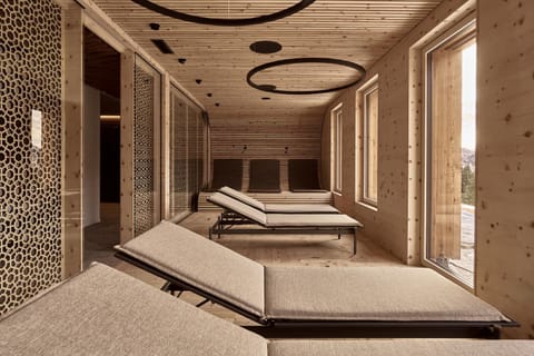 Spa and wellness centre/facilities