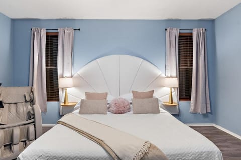 Chill & Thrill | Pool, Hot Tub • Family Game Villa Villa in Casa Grande