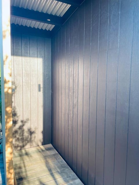 Whare Totahi Apartment in Raglan