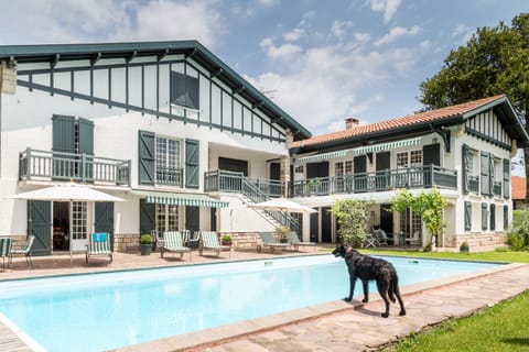 Floor plan, Swimming pool