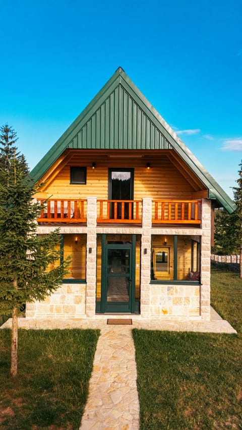 Villas Hidden Paradise House in Montenegro