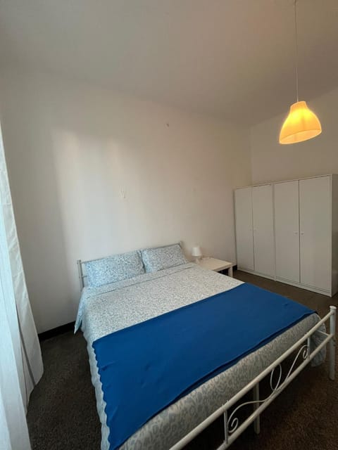 Room Yasna Bed and Breakfast in Genoa