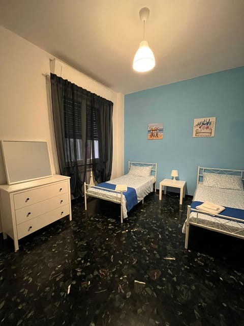 Room Yalda Bed and Breakfast in Genoa