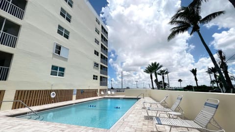 Vacation Villas #631 House in Estero Island