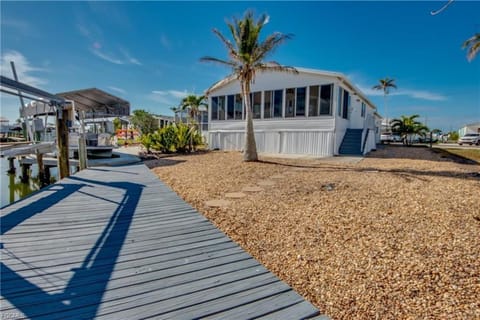14 Nancy Lane House in San Carlos Island