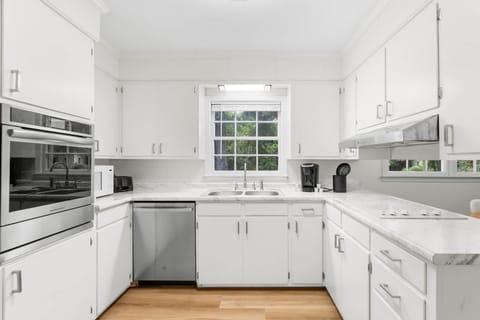 Southern haven on granade - family retreat House in Statesboro