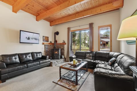 Comfort in the Sierras - Edelweiss 2BR - Kirkwood condo Apartment in Kirkwood