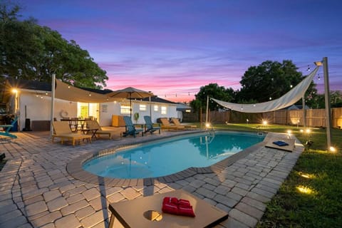 Pool view, Swimming pool, Sunset