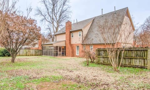 Property building, Day