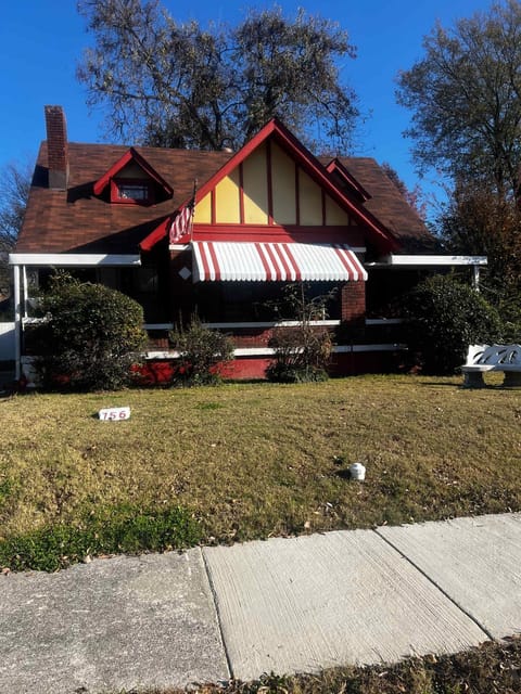 Property building, Day