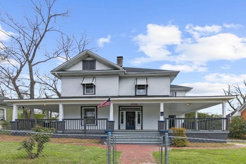 Property building, Spring, Day