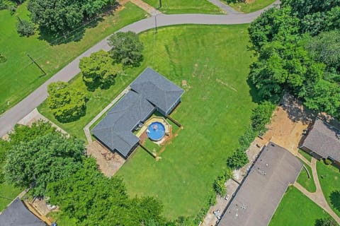 Property building, Spring, Day, Bird's eye view, Swimming pool