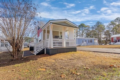Property building, Day
