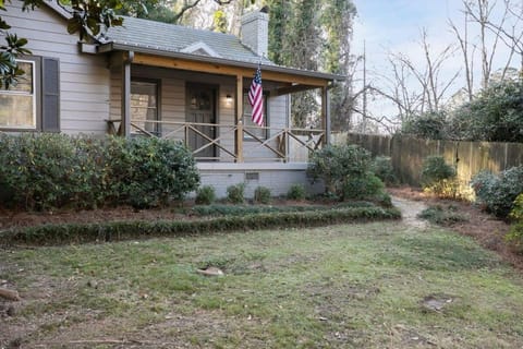 Property building, Day