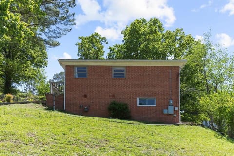 Property building, Spring, Day