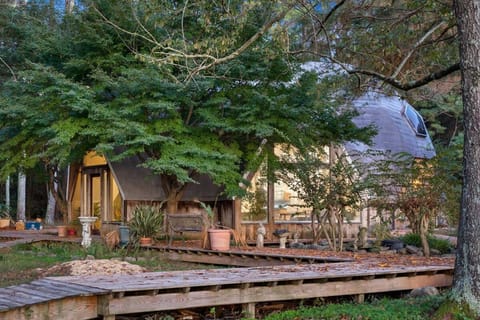 Property building, Spring, Day