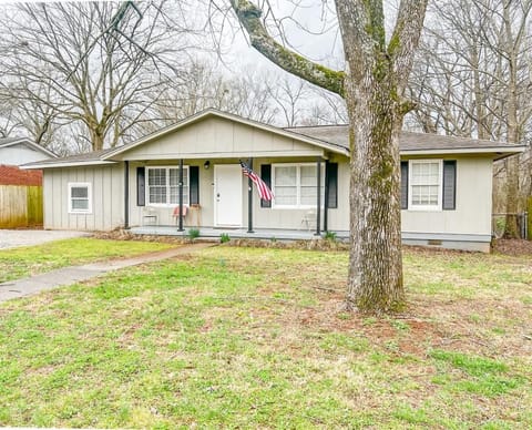 Property building, Spring, Day, Other