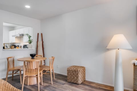 Jewell Street Gems Two homes in one House in Mission Bay