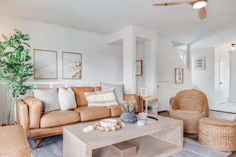 Jewell Street Gems Two homes in one House in Mission Bay