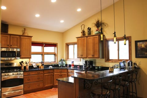 Eagle Rock House in Beech Mountain