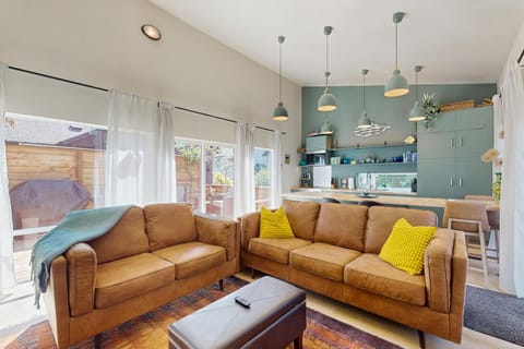 The Island Quarters House in Bainbridge Island