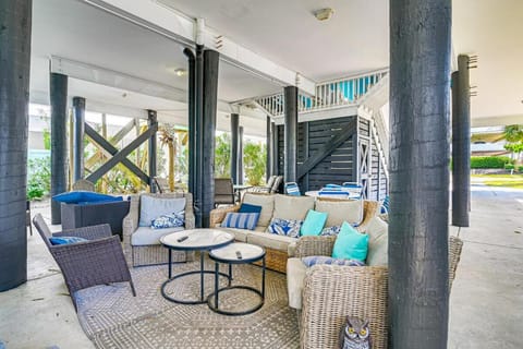 Home Beach Home House in Garden City