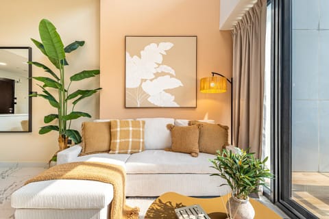 3BDR Duplex - 5 min walk from Cleveland, ADGM & Galleria Mall - Maryah Island & ADGM - Huge Balcony - Full Canal & City Views - Perfect for Families & Groups Apartment in Abu Dhabi