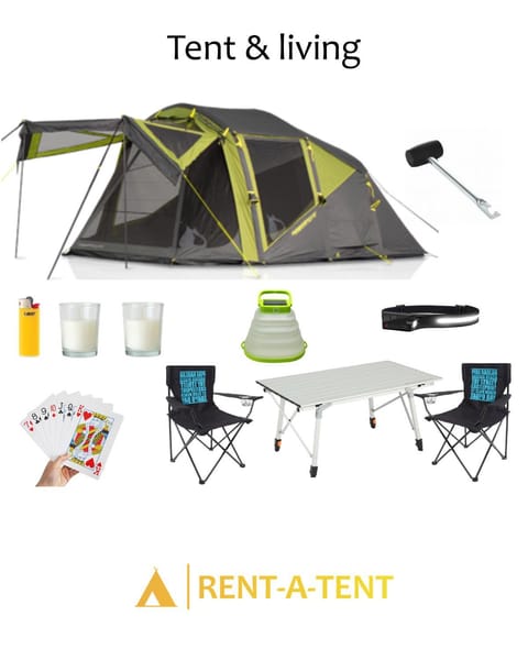 Living room, Text overlay